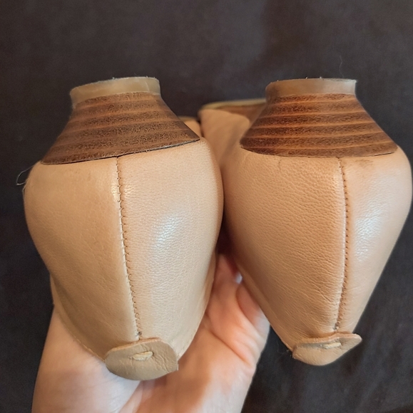 Gently worn Nine West flat - Picture 3 of 4